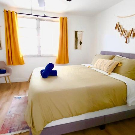 Intimate Casita Mia Minutes Away From Airport, Calle 8, Brickell, Coral Gables, The Beach And More! Майами Экстерьер фото